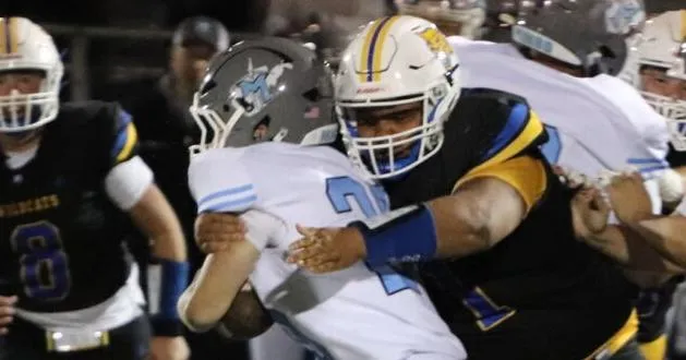 Prep football: Logan upsets Mingo Central 16-12 on homecoming