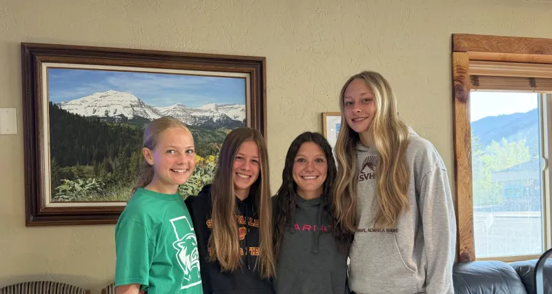 Sports Friday Interview: SVHS Lady Braves 4X800 Team