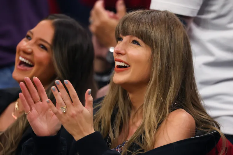 Taylor Swift Is Headed Back to Her Country Roots