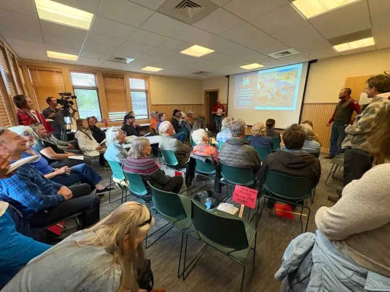 Jackson wolf hunting meeting sees high turnout, police presence, but stays tame