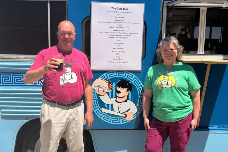 Get Delicious Gyros From Casper's New Food Truck At Stahoo's