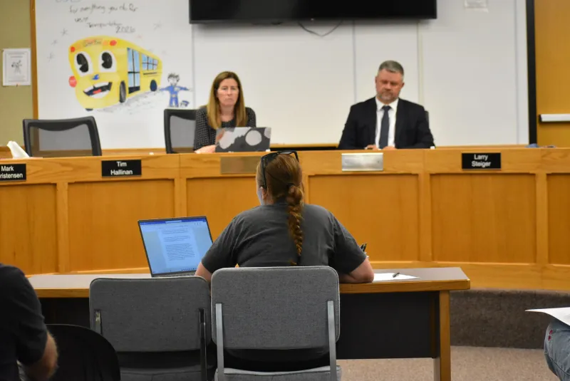 District staff, students urge school board to reconsider full-day phone ban