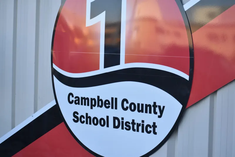 Cellphone policy, budget amendment on agenda for CCSD1 meeting