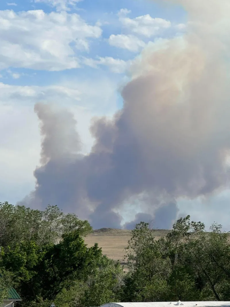 Firefighters contain Raven Creek, Meadow Draw fires at Campbell County borders