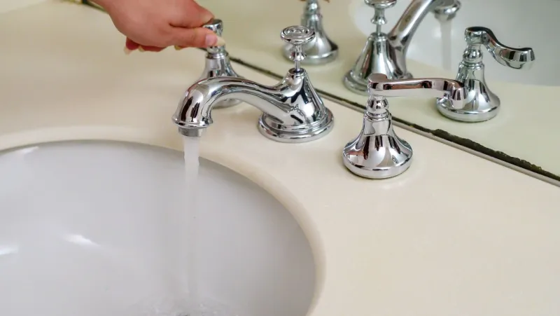 Rafter J water leak repairs underway; boil order expected