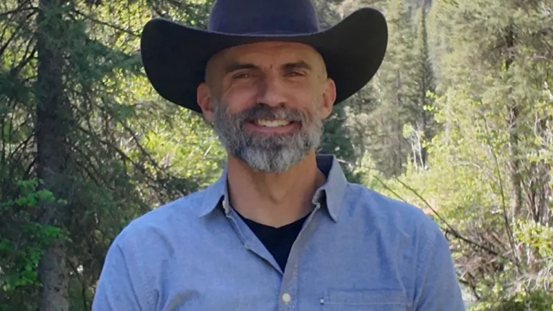 Republican Eric Snow challenges Matt Carr in Sheriff election