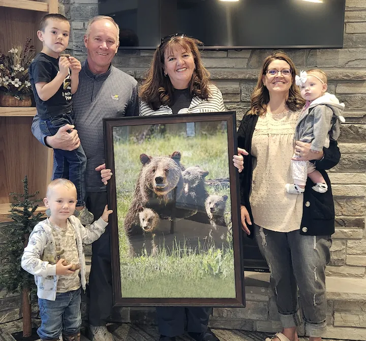 Photographer donates photo to Alpine Clinic "In loving memory of Cassie Clinger"