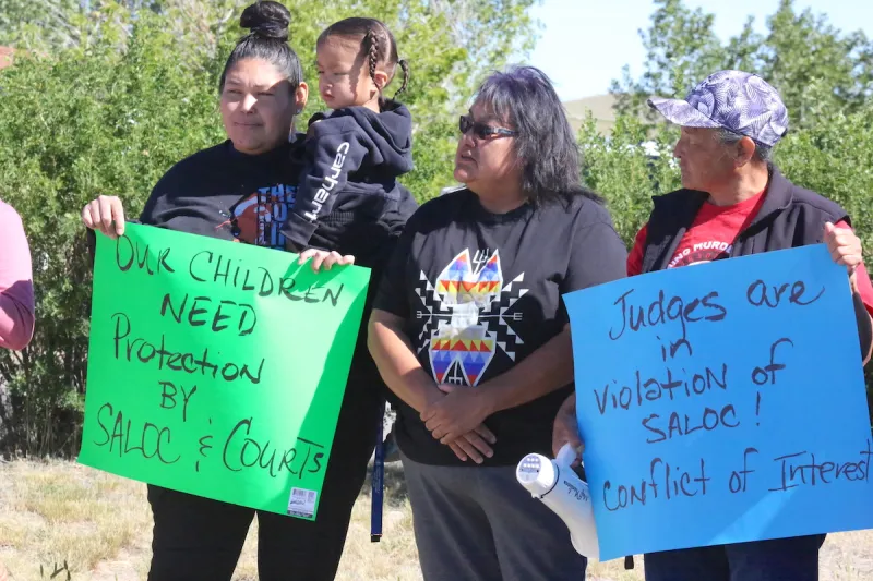 Protesters in Fort Washakie decry tribal court dysfunction