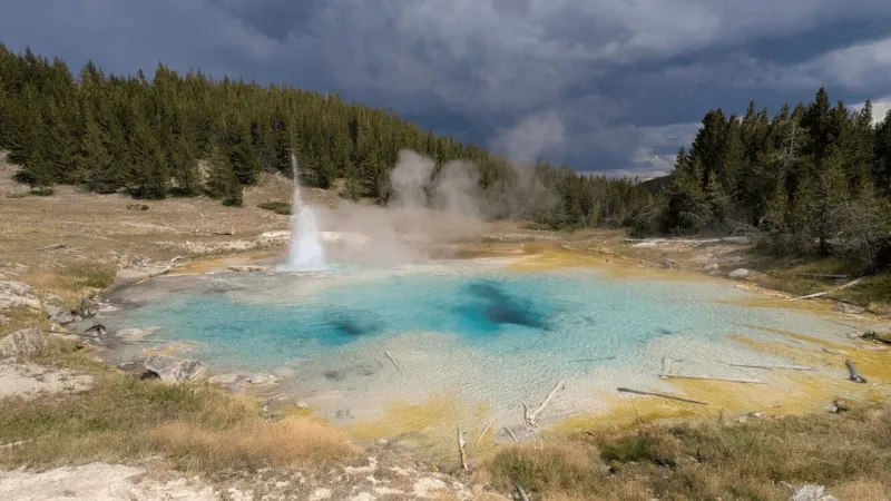 Path to Imperial Geyser 'quintessentially Yellowstone'; hidden gem in YNP