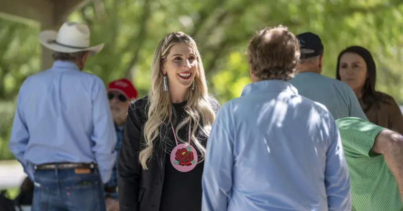 Degenfelder, the only Trump-endorsed governor candidate, meets with Jackson voters
