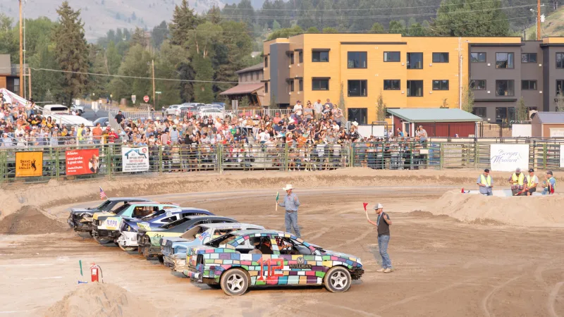 Figure 8s move to in-person ticket sales