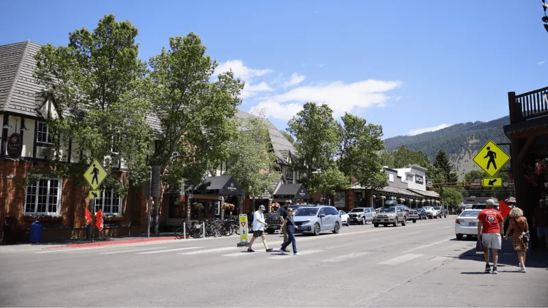 Pedestrian walkways, traffic lights to see improvements starting this Oct.