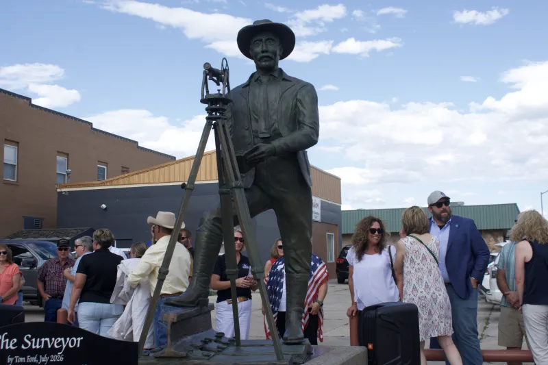 New Edward Gillette statue unveild in downtown Gillette
