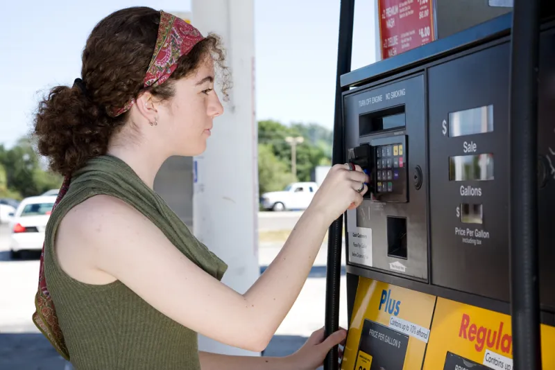 Campbell County, state fuel prices continue to fall after Fourth of July holiday travel