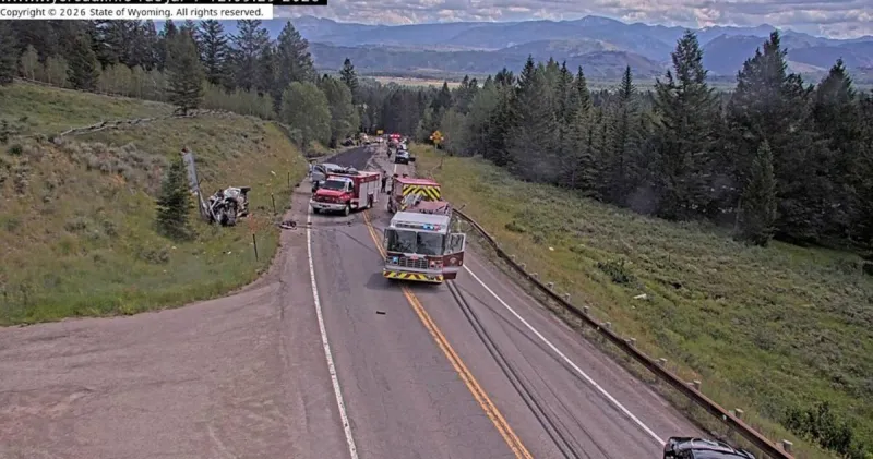 Multi-vehicle, multi-casualty car crash closes Teton Pass