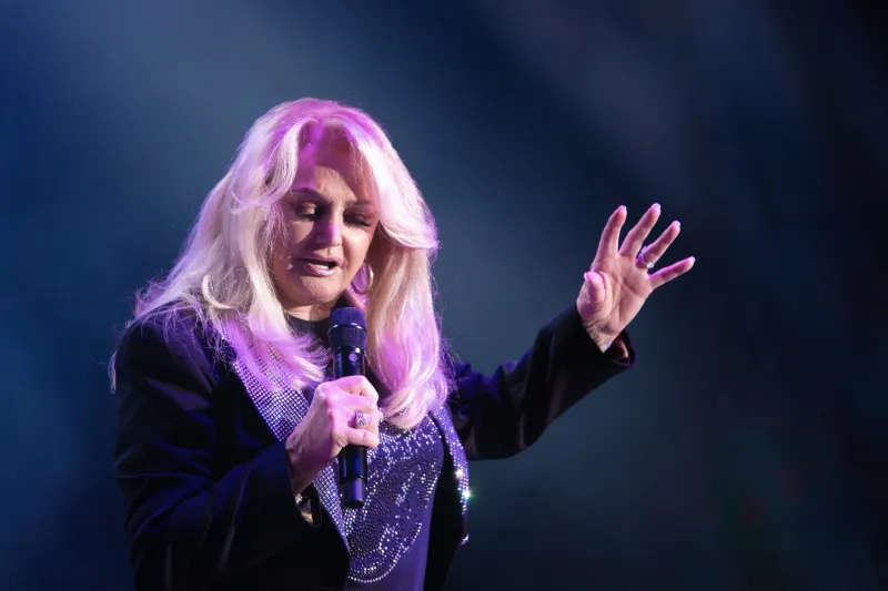 'Total Eclipse of the Heart' singer, pop icon Bonnie Tyler dies at age 75