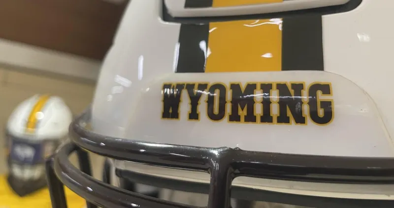 Pokes Add Another QB Ahead of Fall Camp