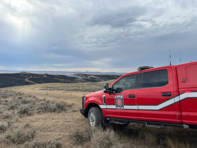 Firefighters set containment lines around 2,700-acre Kuhns Fire in Campbell County
