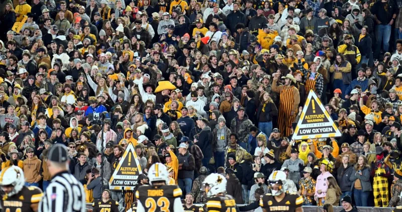 Wyoming's Staff Thinks it Found Wide Receiver Prototype in Rookie