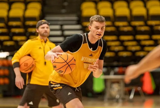Pokes Insider: Meet Renars Sondors