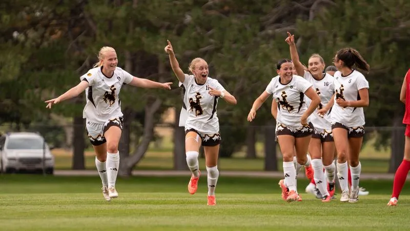 Soccer Scores Late, Defeats Denver, 1-0, in Exhibition