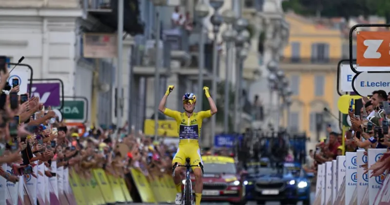 Tears of joy for Demi Vollering after winning the Women's Tour de France for the second time