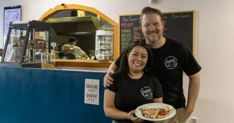 Jackson couple opens Robin's, restaurant they hope will serve local needs