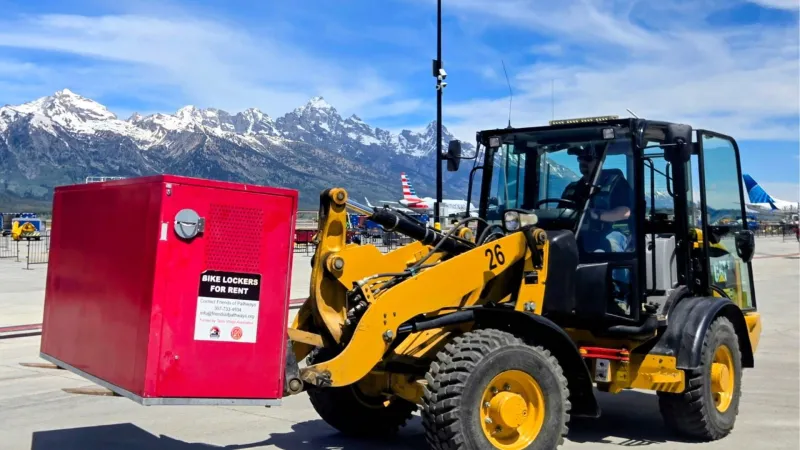 Airport adds free bike storage lockers, urges extra caution on the ride