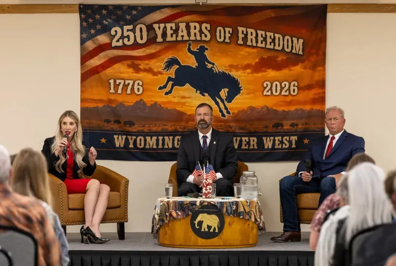 What do the numbers tell us about the Wyoming governor's race?