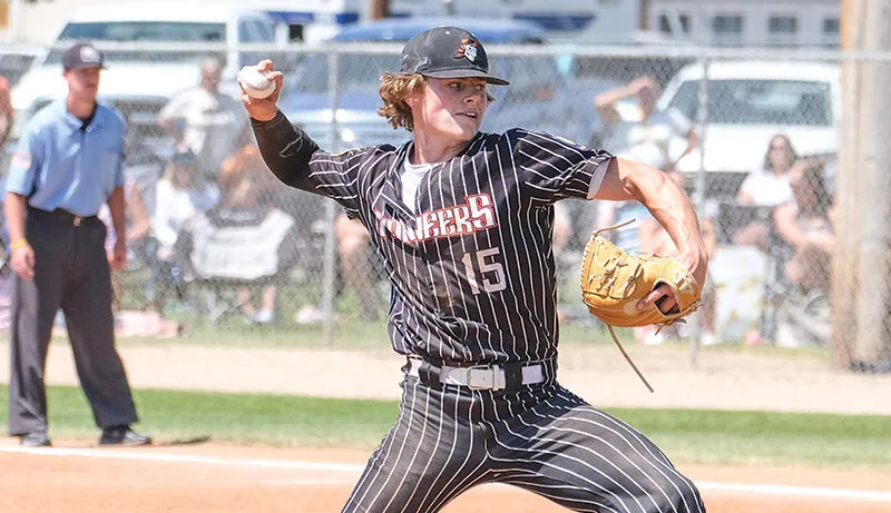 Two Pioneers move to Division I