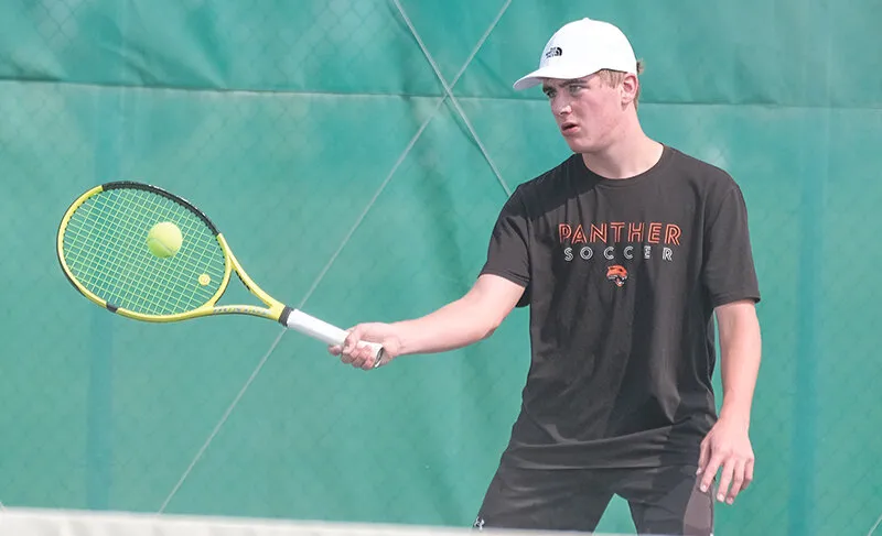 Panther tennis gains experience on the road