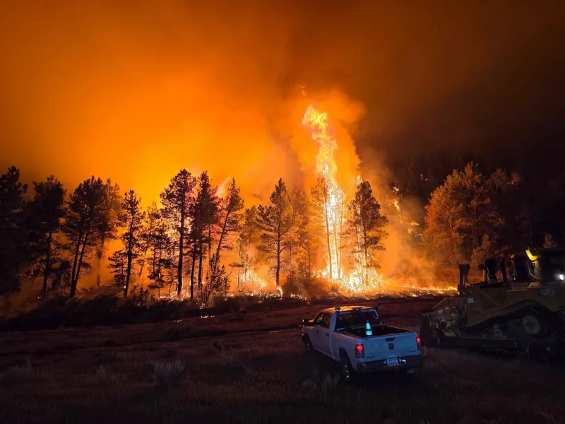 West Coal Creek Fire reaches 896 acres, 30% contained in northwest Campbell County