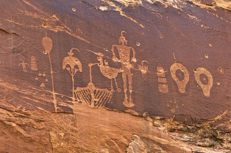 Find Wyoming Pyterygliphs That Look Like Space Aliens