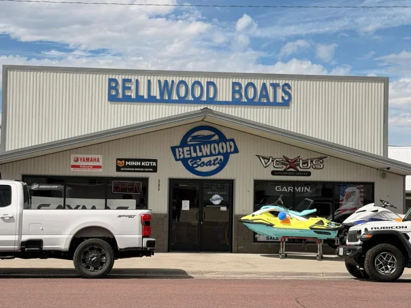 Bellwood Boats Draws A Big Crowd For The Boats & BBQ Open House