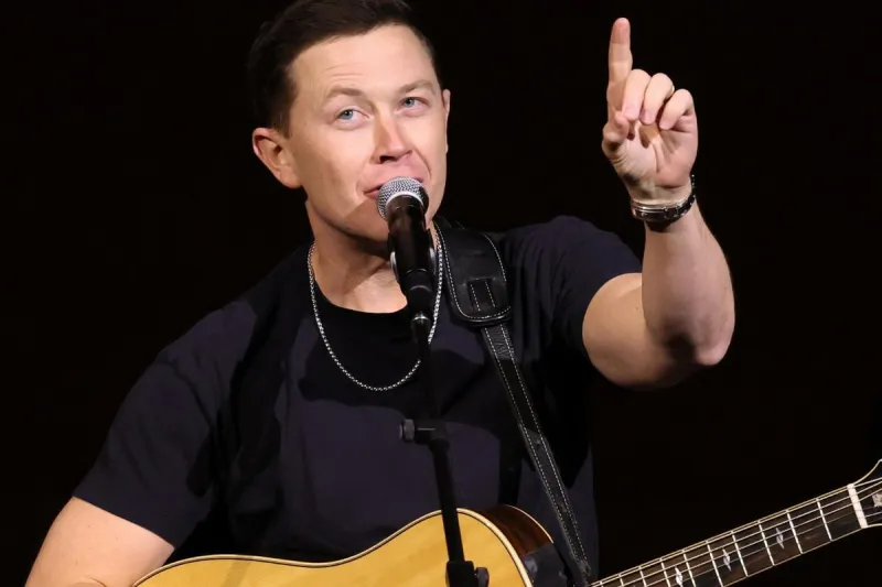 Scotty McCreery Reveals His Pre-Show Backstage Needs