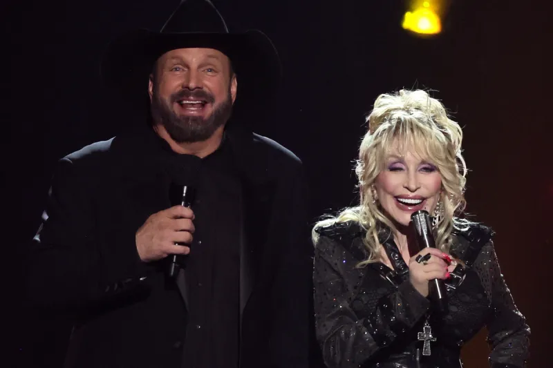 Garth Brooks' Bar Is Doing It Big for 'Dolly Day' in September