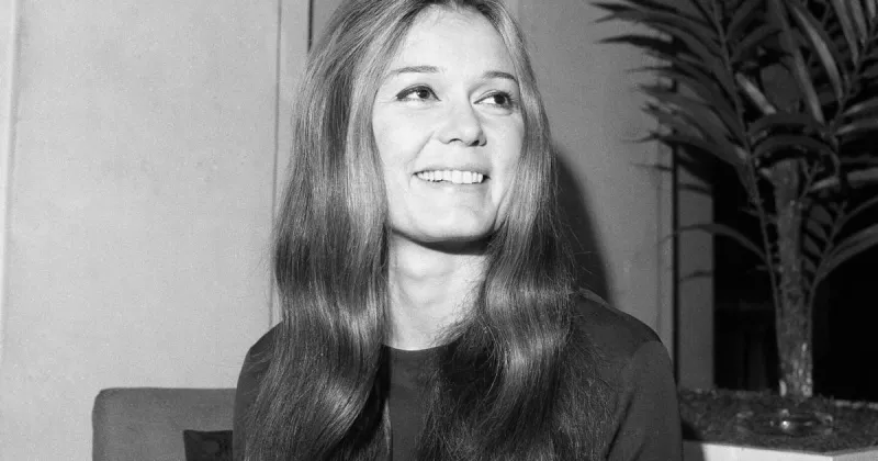 Gloria Steinem, a potent voice of US feminism and co-founder of Ms. Magazine, dies at 92