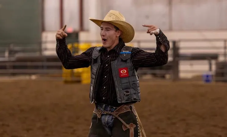 Experienced Wyoming rodeo teams open fall season this weekend