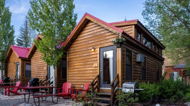 Snake River Cabin Village to offer winter housing!