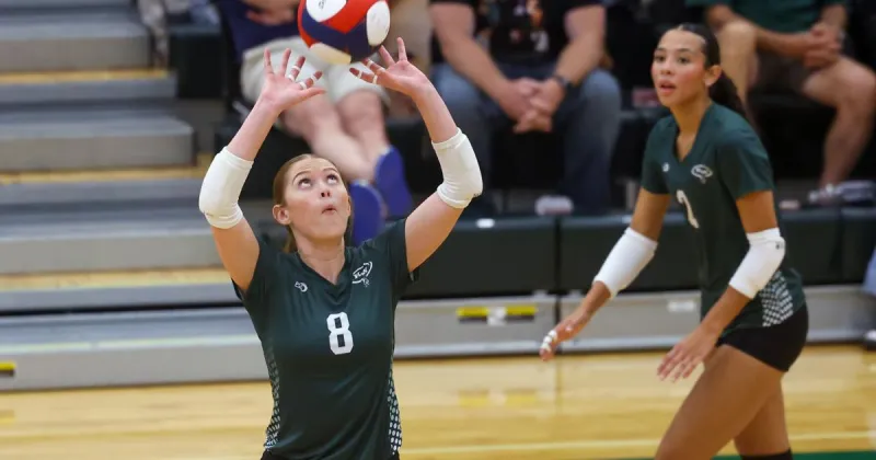 Kelly Walsh volleyball sweeps Green River to remain undefeated on season