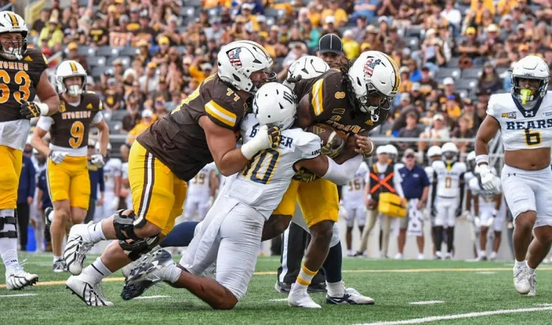 FINAL LIVE FILE: Wyoming 21, Northern Colorado 13