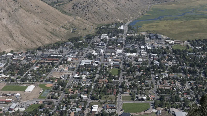 224,000 sq. ft., five-building Mogul Capital project remains under review