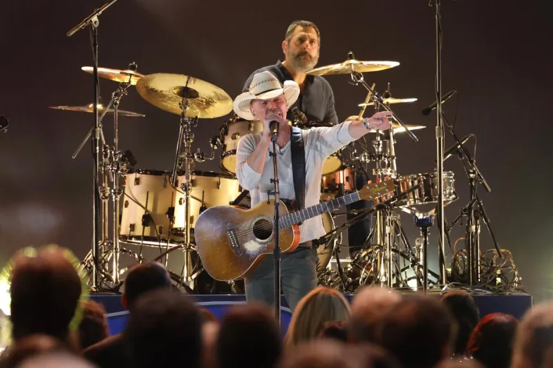 See the Dates for Kenny Chesney's 2027 Tour