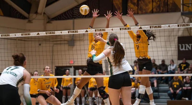 Cowgirls Swept by Border War Rivals