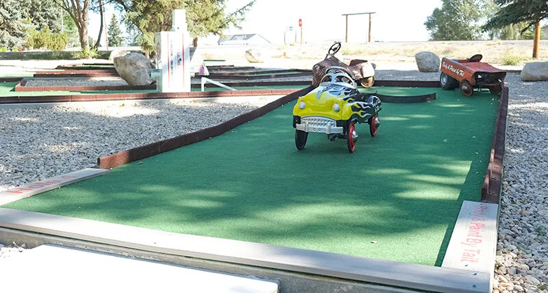 Mini golf course to open next to drive-in theater