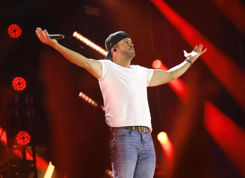 EXCLUSIVE: Luke Bryan Opens Up About Anxiety