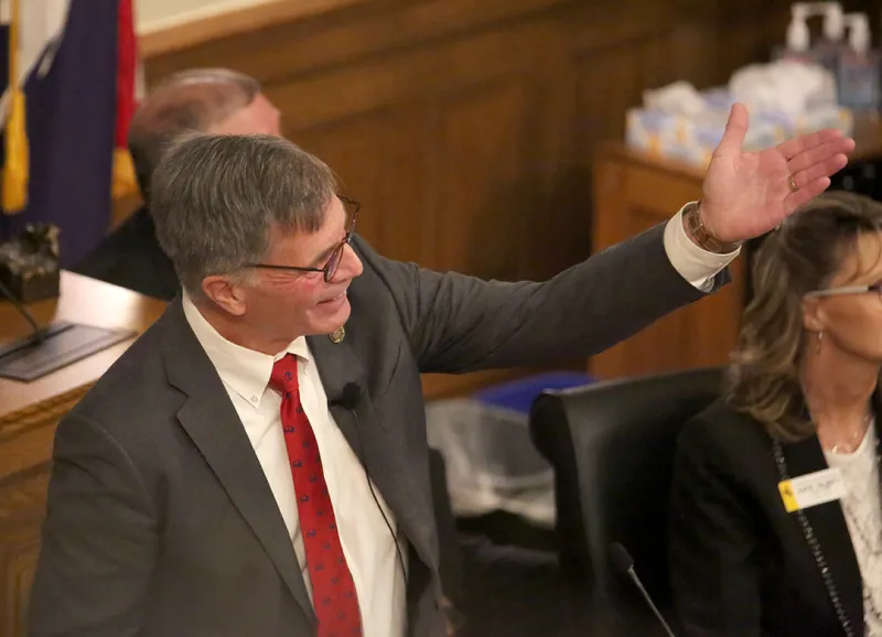 Gordon praises Peabody for Wyoming coal shipment to Vietnam