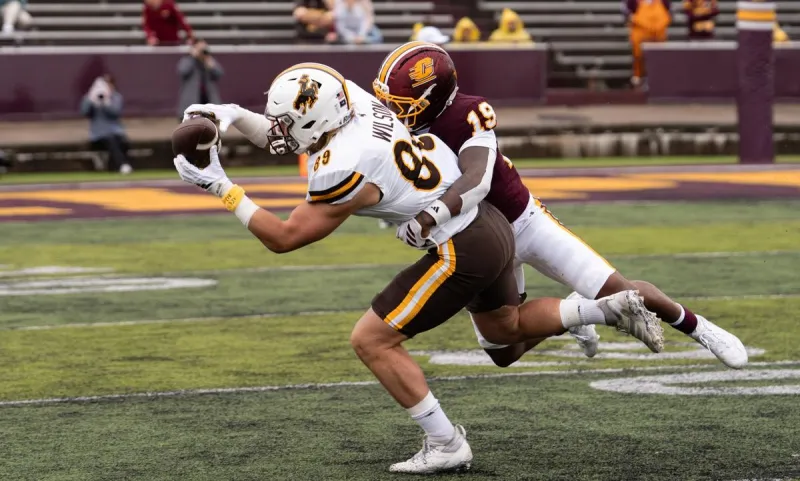 FINAL LIVE FILE: Central Michigan 24, Wyoming 10