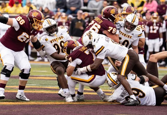 Wyoming loses 24-10 to Central Michigan