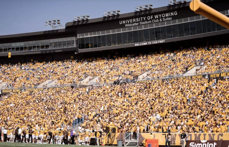 Cowboys Host Hawai'i on Homecoming in Gold Out of War Memorial Stadium